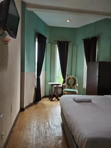 Double Suite