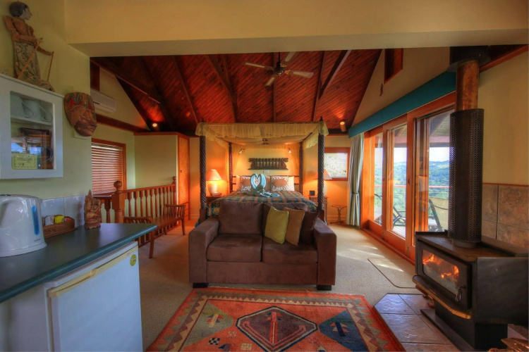 Maleny Tropical Retreat Balinese B&B