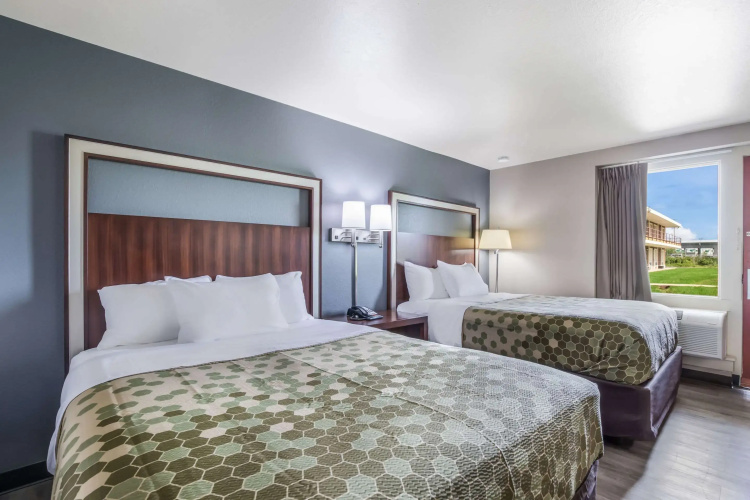 Econo Lodge Neenah