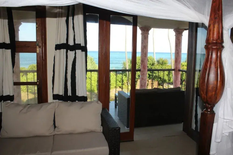 Zawadi Beach Villas