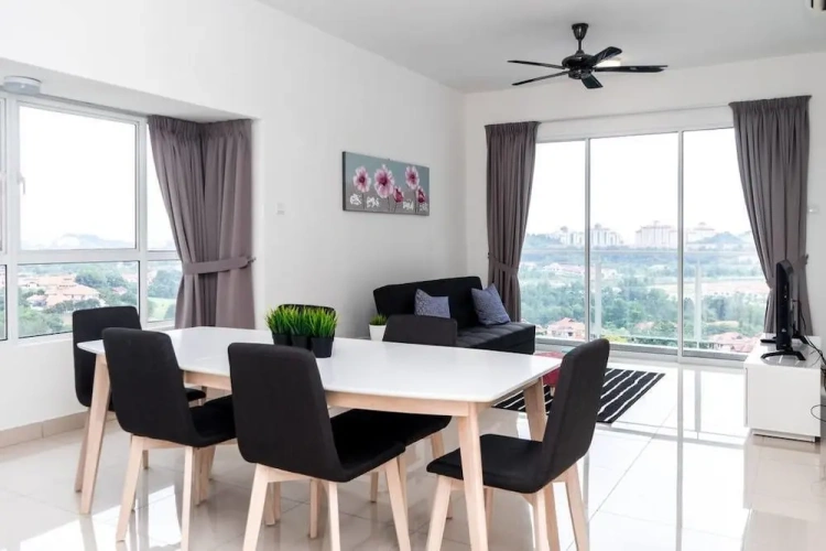 3 Bedrooms Apartment with balcony and with park view