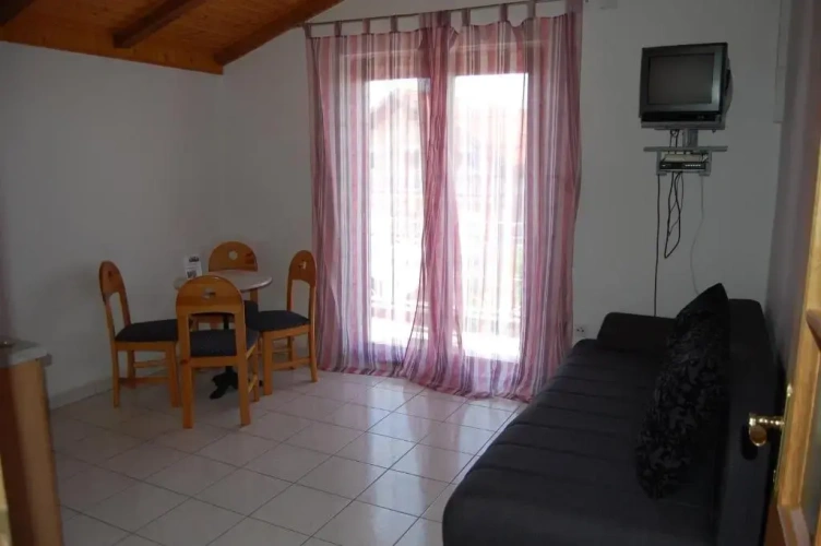 1 Bedroom Apartment with balcony
