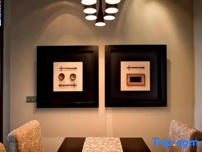 2 Bedrooms Executive Double Suite