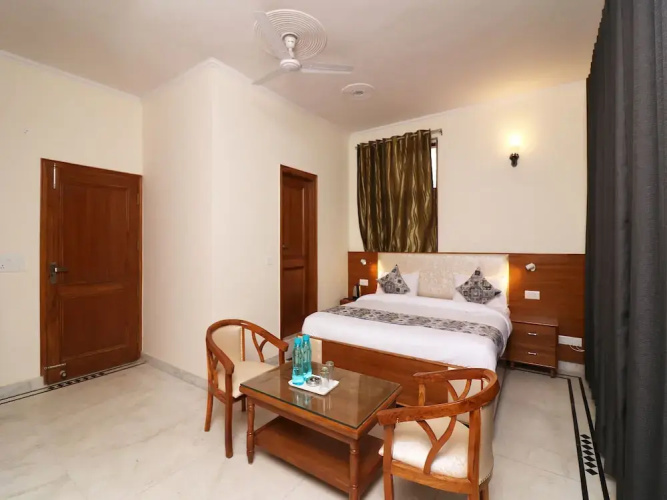 Capital O 15124 Noida Stay