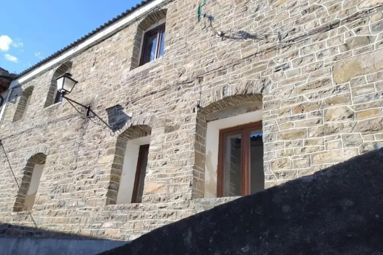 Albergue Casa De Broto - Broto