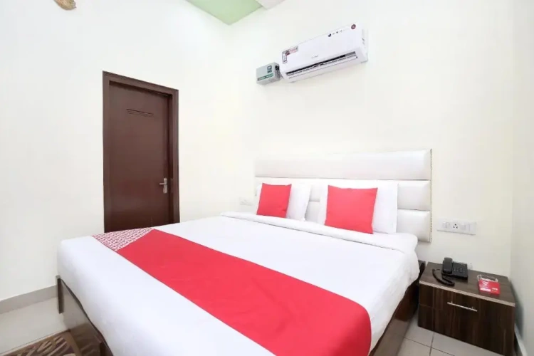 Classic Triple room
