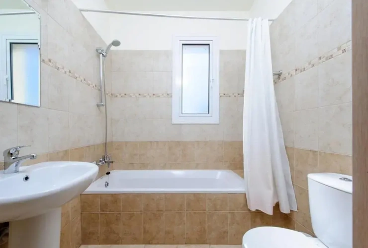 3 Bedrooms Cottage