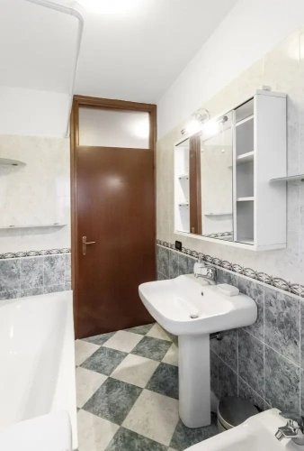 2 Bedrooms Apartment with balcony
