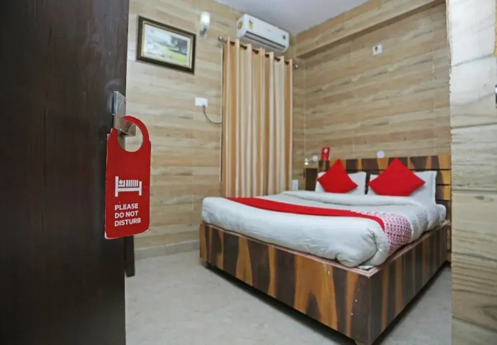 Comfort Inn By OYO Rooms