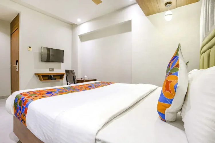 Fabhotel Aqua Rooms
