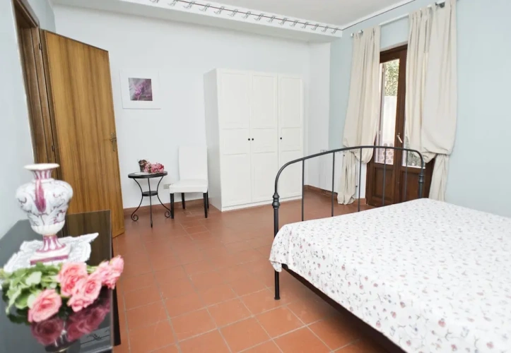 2 Bedrooms Superior Attic Apartment