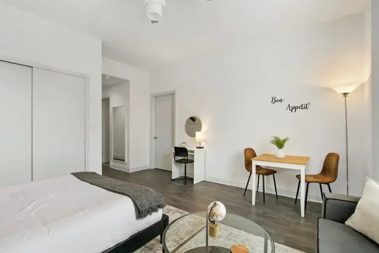Chic Studio - Del Prado 418