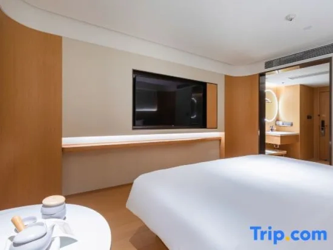 Standard Double room with view