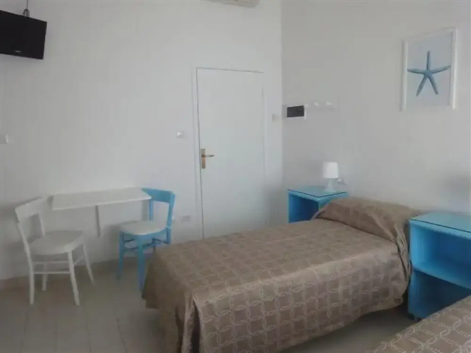 Ostello Casa per Ferie Stella Marina - Hostel