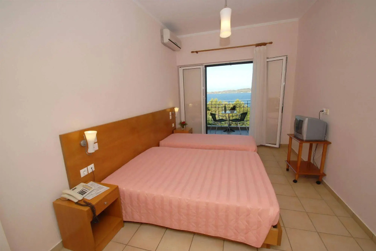 Limanaki Hotel