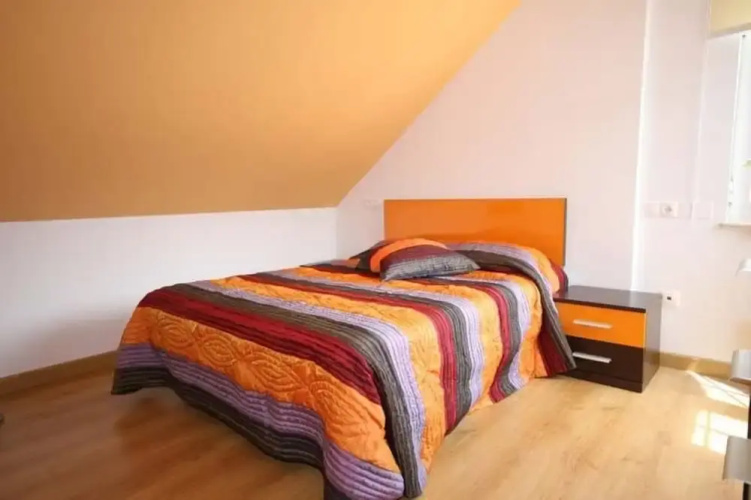 House - 3 Bedrooms with Sea views - 101983