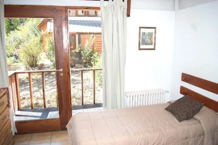 3 Bedrooms Standard Family room with balcony