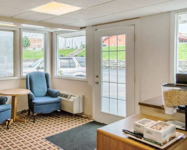 Econo Lodge Franklin - Springboro