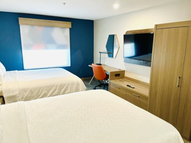 Double Suite with mountain view