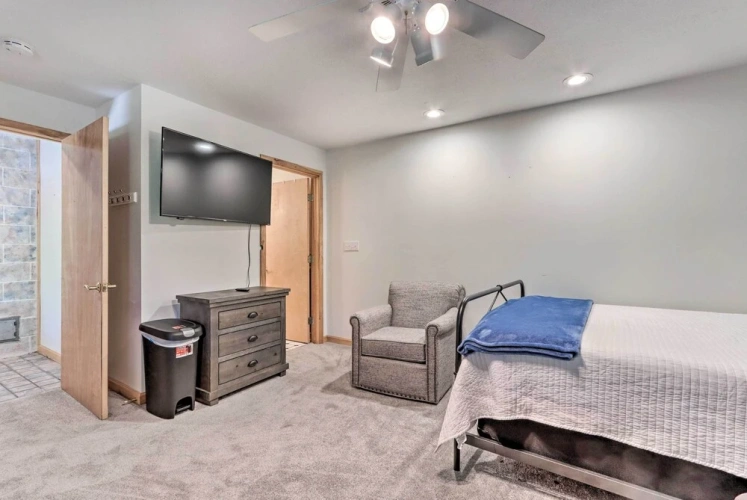 6 Bedrooms Cottage