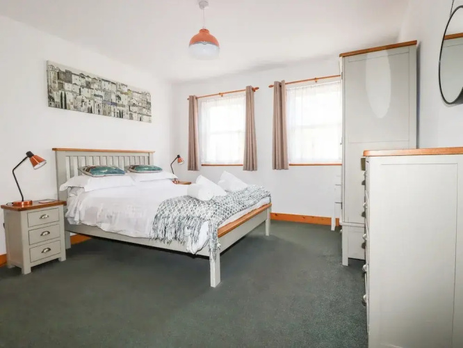 Flat 4