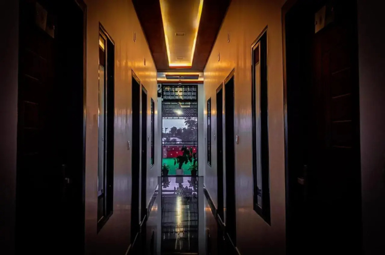Beverly Suites