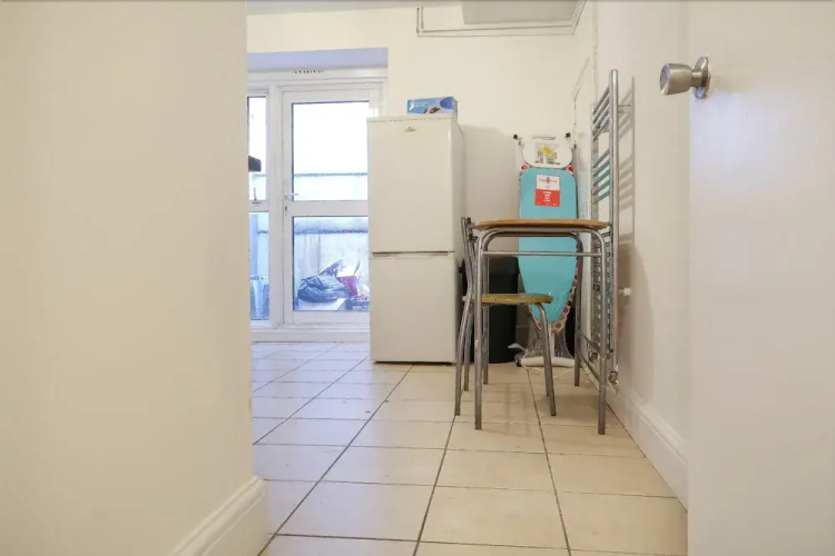 Sidney Street - Deluxe Double Room
