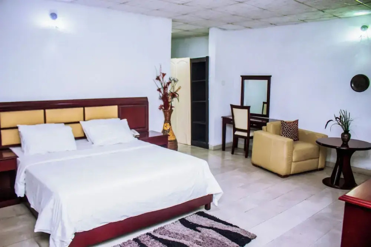 Goldstone Luxury Hotel