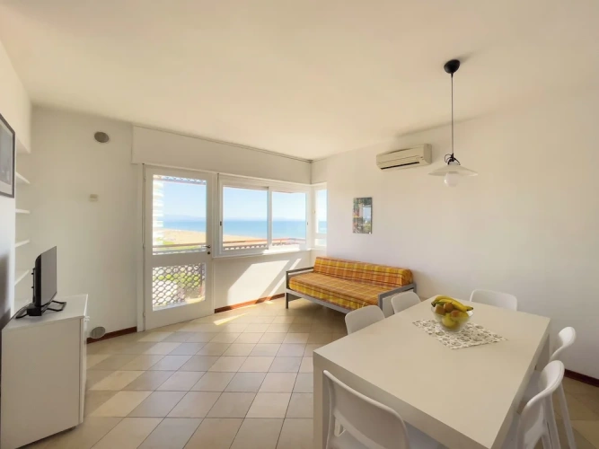 2 Bedrooms Apartment with balcony and with ocean view