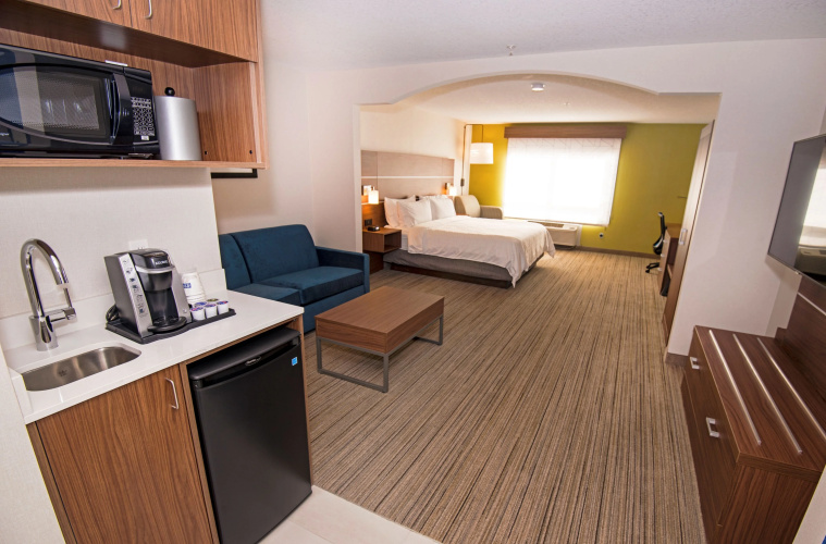 Holiday Inn Express & Suites Hinton photo 32