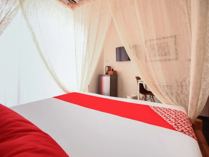 OYO 267 Chaba Poshtel