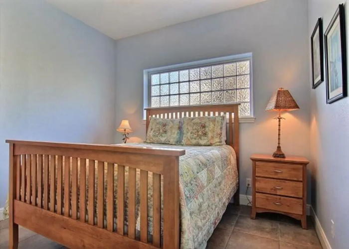 Villa Laguna - 4 Br home by RedAwning