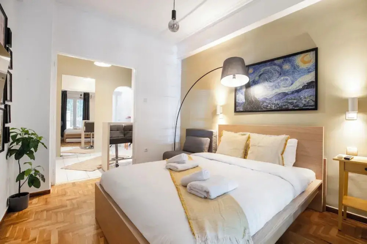 Starry Nights - Elegent Studio in Athens