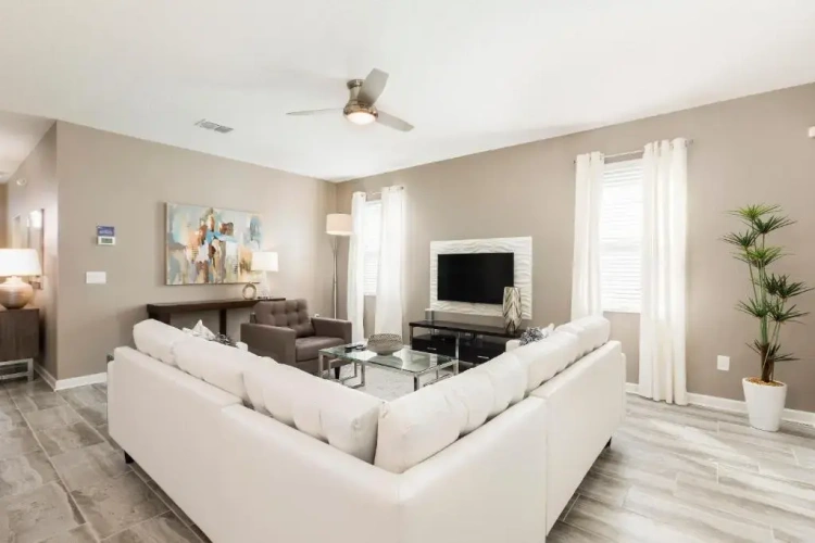 6 Bedrooms Cottage