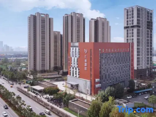 Jinuo Hotel