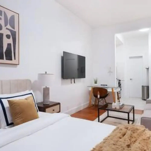 444-1c New Studio in Hell s Kitchen