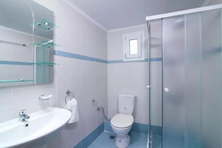 Standard Quadruple room with sea view