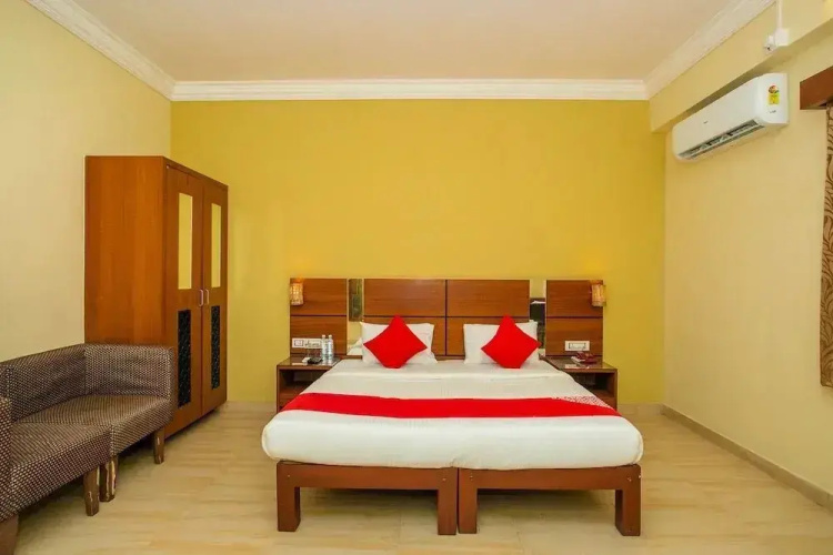 Hotel Janpath by OYO Rooms