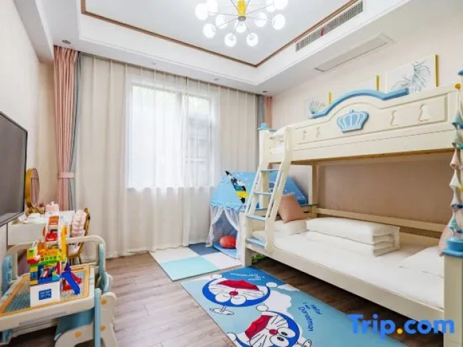 Standard Twin Family room