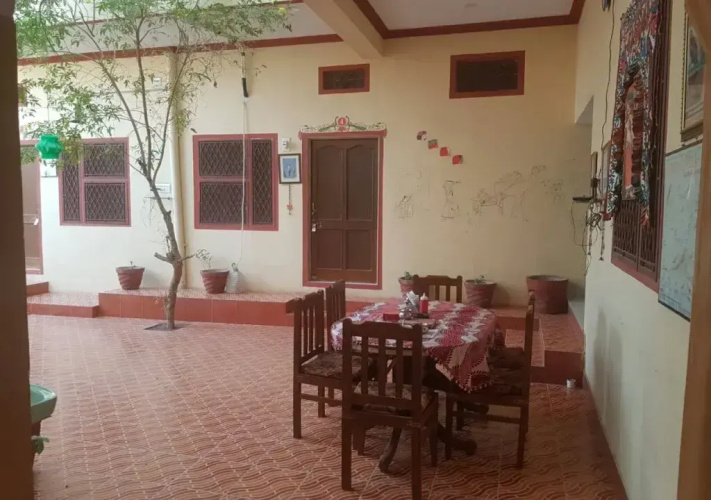 Vinayak Guest House