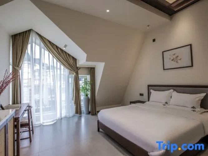 Standard room with balcony and with sea view