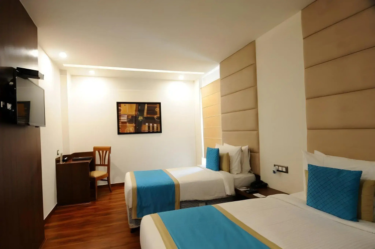 Hotel Ascent Biz