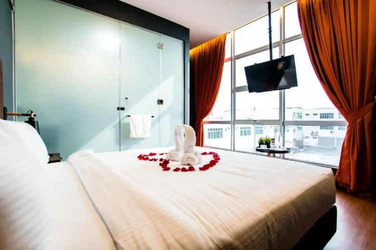 Deluxe no Window Double room