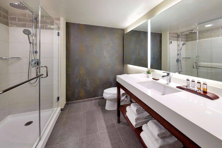 Luxury bathroom Double room