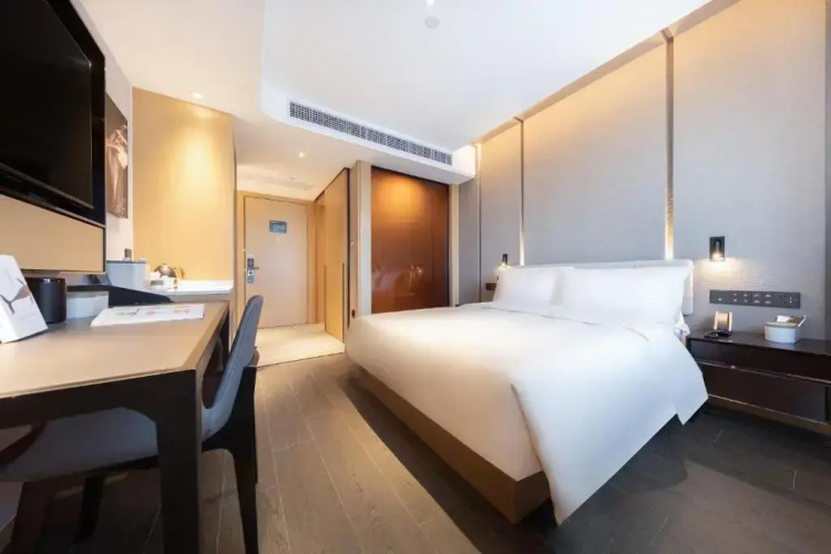 Atour Hotel Wuyue Plaza Anqing