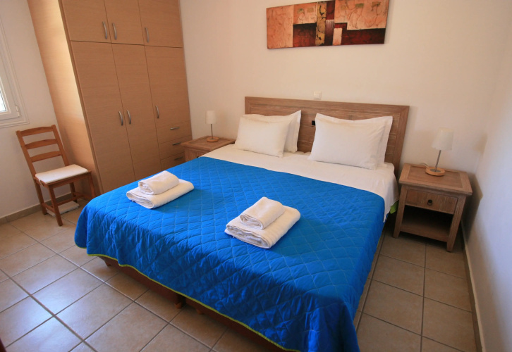 Lagoon View Apartments - Adults Only