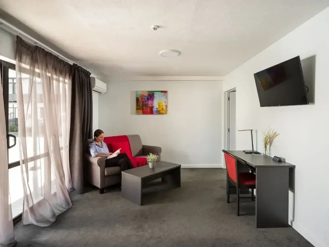 1 Bedroom Deluxe Apartment