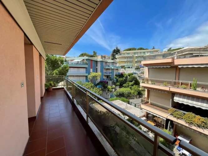 Suite Semeria, Box Auto e terrazzo
