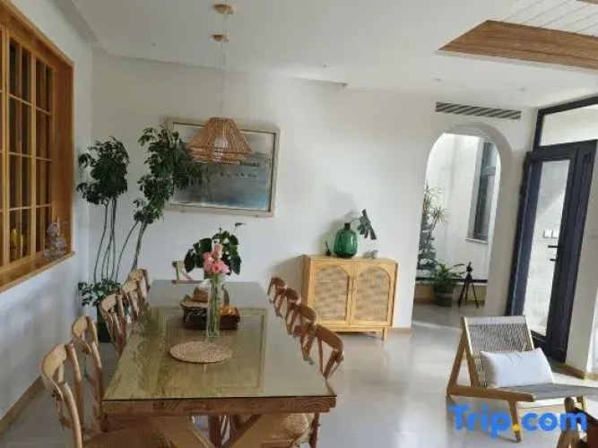 Qingyu Case Homestay