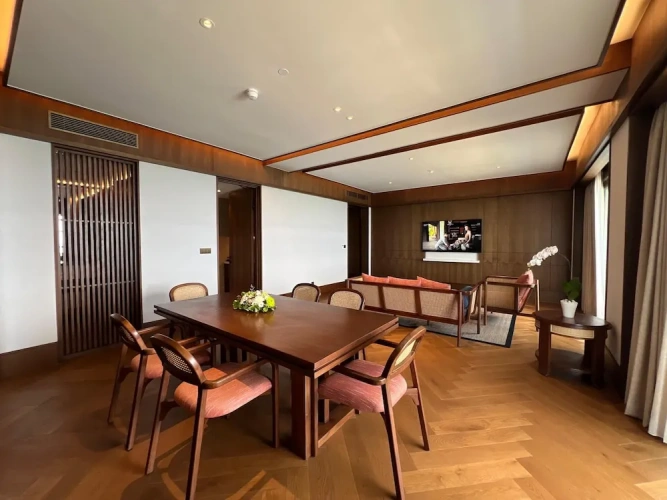 Royal Suite